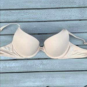 Victoria’s Secret Pink Wear Everywhere Push-up Bra